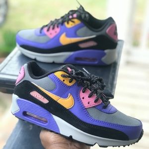 Nike Air Max 90 QS Sneakers